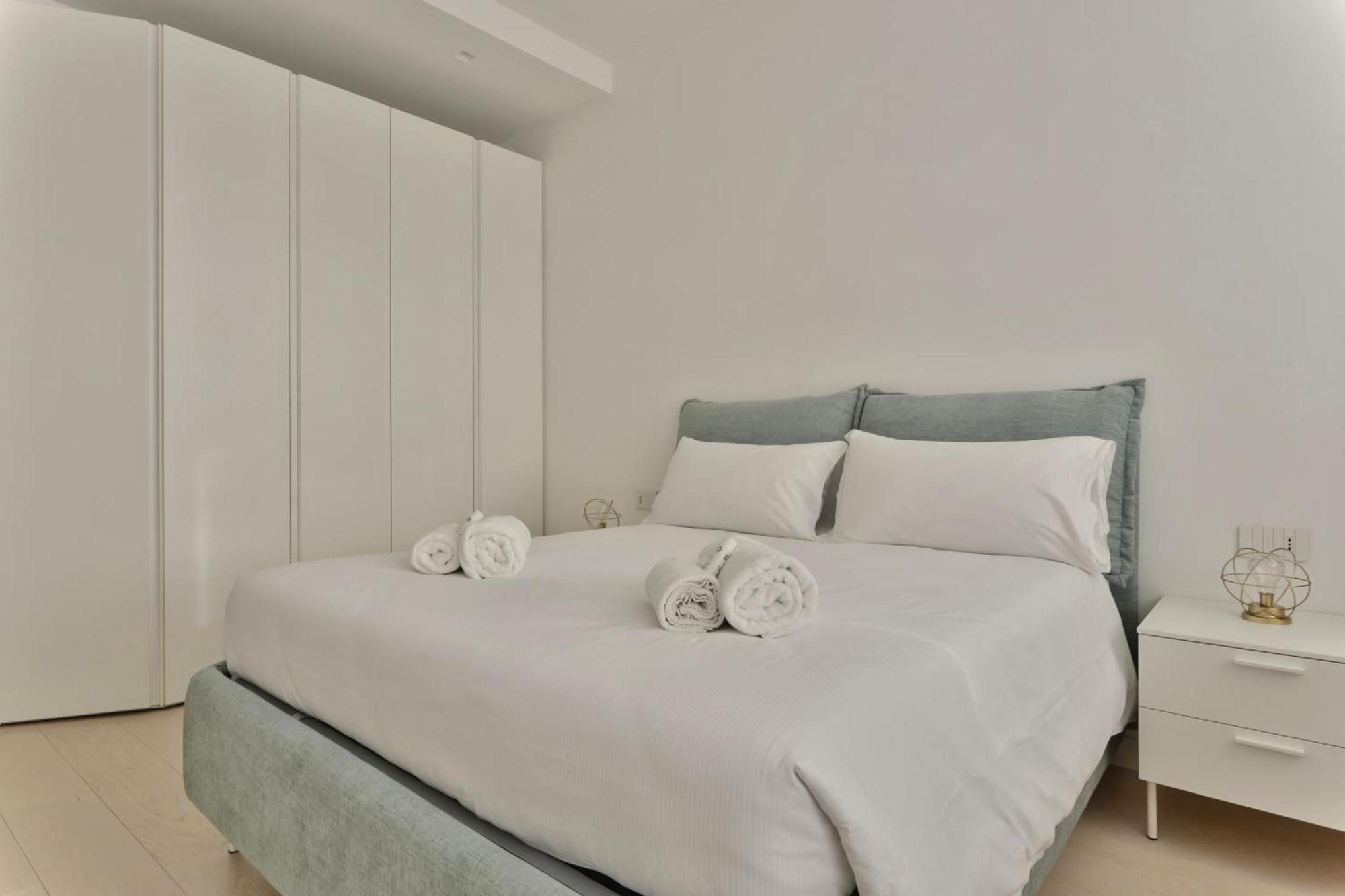 Апартаменти Joivy Splendid Flat Near The Duomo Мілан Екстер'єр фото